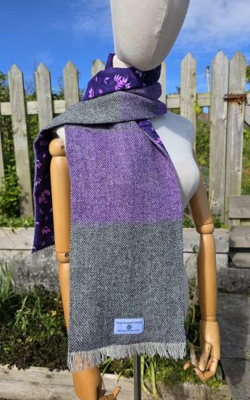 Three Sisters Tweed Scarf - 4 3