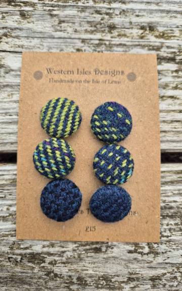 Three Sisters Tweed Buttons - 3 2