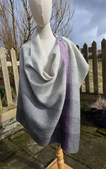 Two Sisters Tweed Shawl gotland