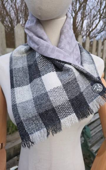 Two Sisters Tweed neck warmer