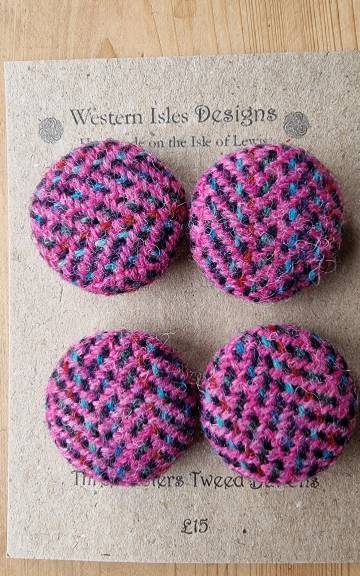 Three Sisters Tweed Buttons - 3 7