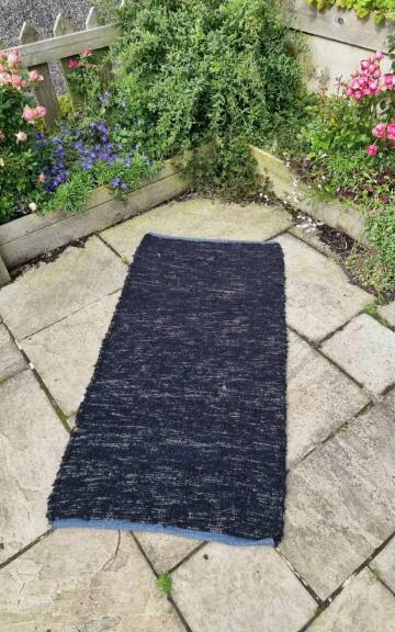 Handwoven pure wool rug