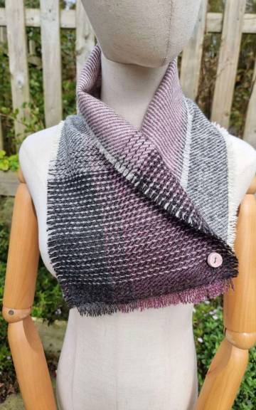 Gotland x hebridean and alpaca-rose tweed neckwarmer
