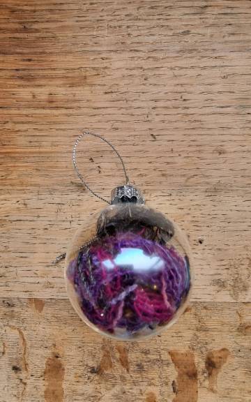 Yarn ends bauble