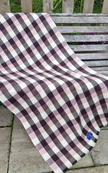 Gotland x Hebridean and Merino tweed throw