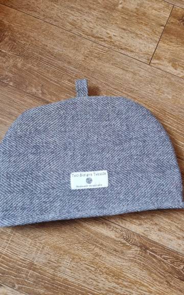 Two Sisters Tweeds  Tea Cosy
