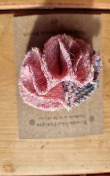 Three Sisters Tweed pin brooch
