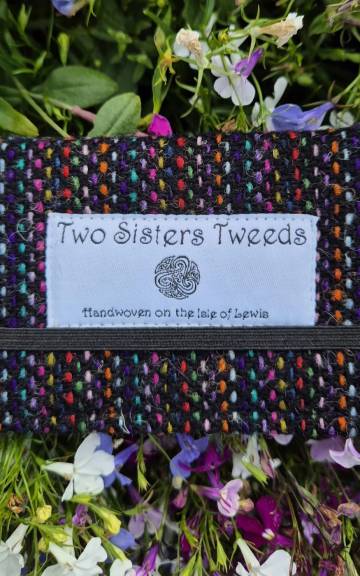 Two Sisters Tweed Card Holder