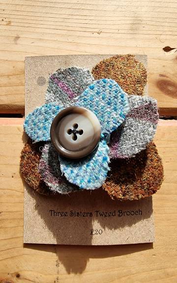 Tweed flower brooch