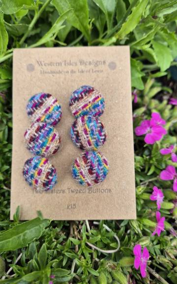 Two Sisters Tweed buttons