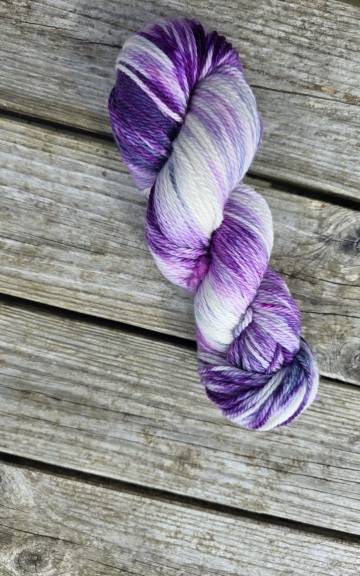 Hand-Dyed Yarn: 100% Merino, aran - 4 2