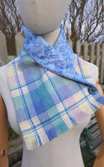 Amor Tweed neck warmer