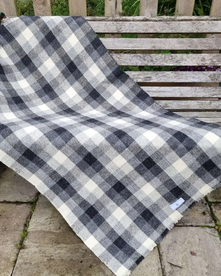 Two Sisters Tweed Throw