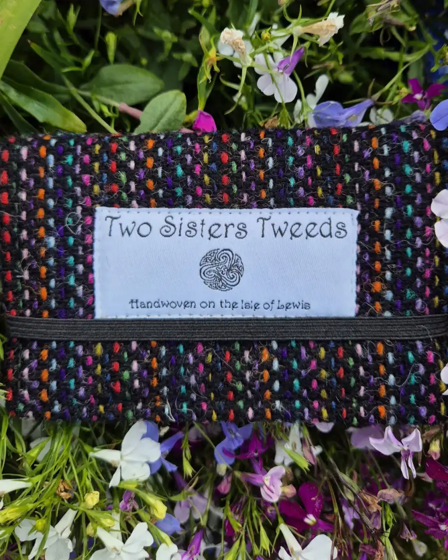 Two Sisters Tweed Card Holder
