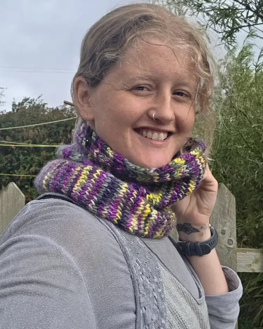 Hand Knitted thistle cowl
