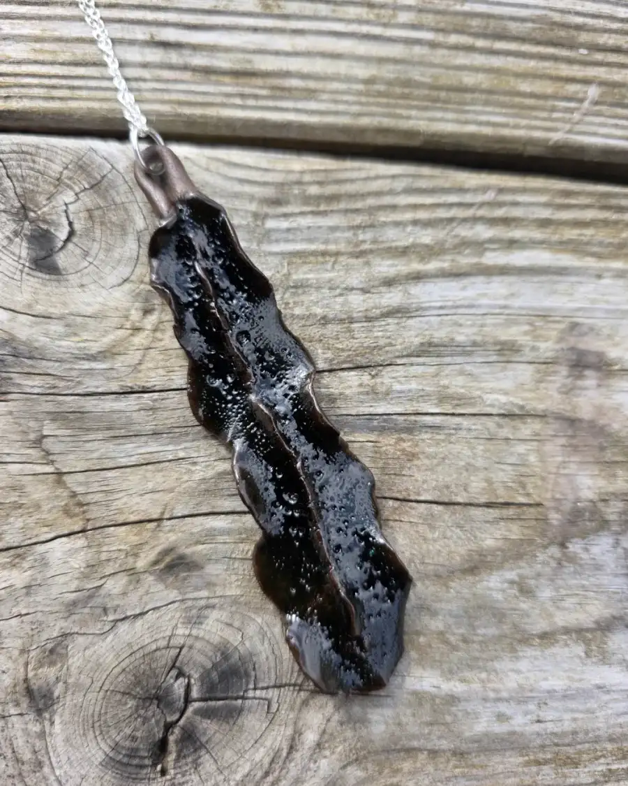 Ceramic Necklace Kelp Frond