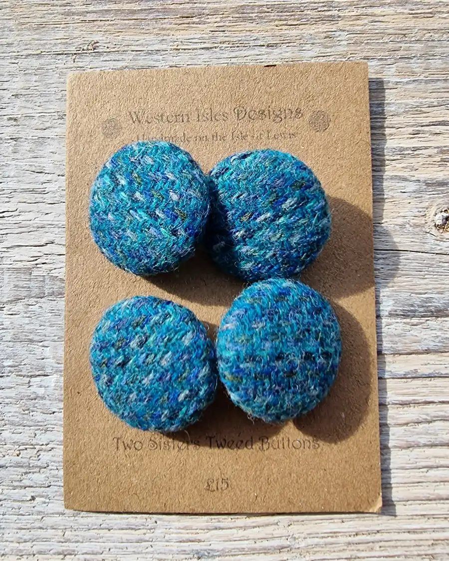 Three Sisters Tweed buttons - 3 3