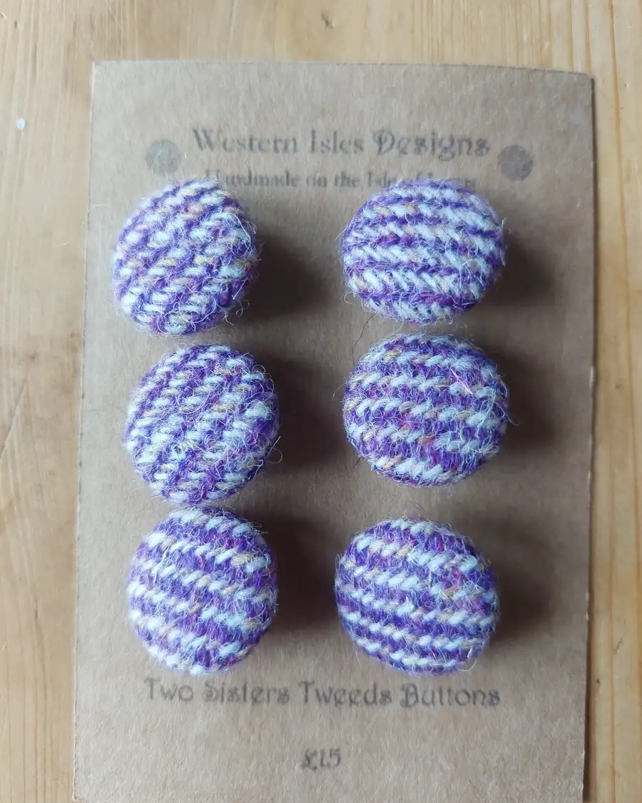 Two Sisters Tweed buttons - 6 3