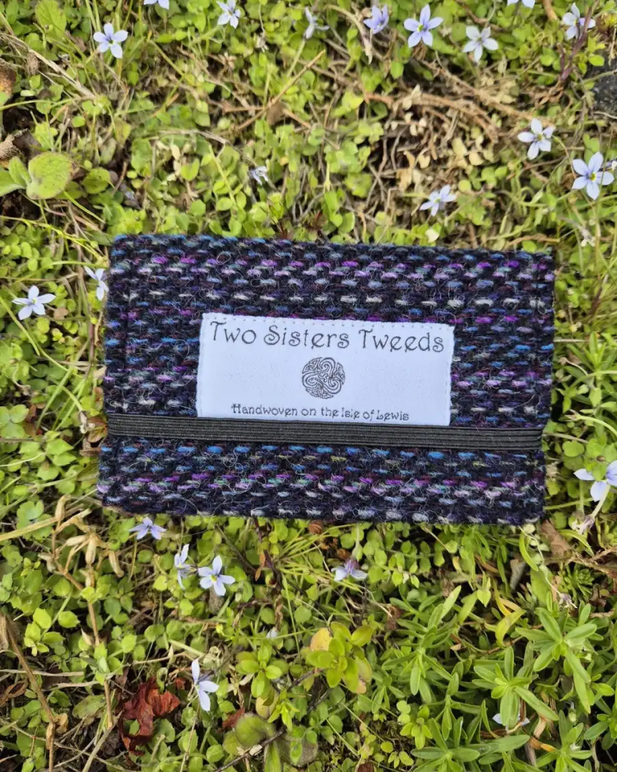 Two Sisters Tweed Card Holder