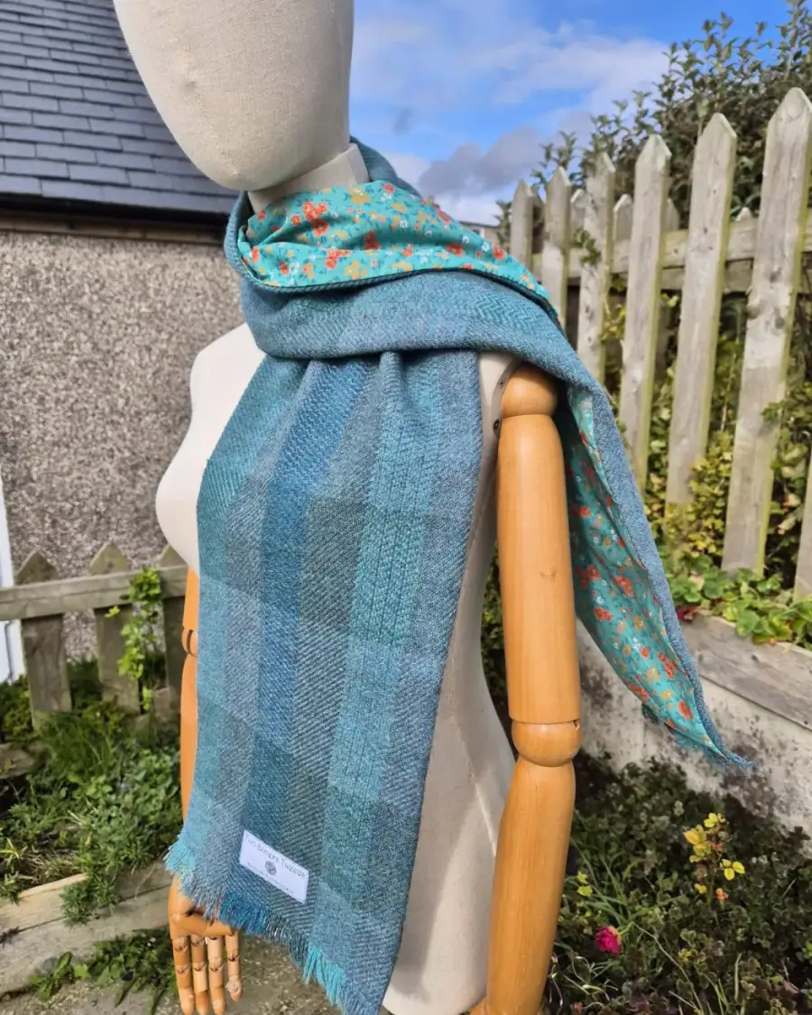 Two Sisters lambswool Tweed scarf