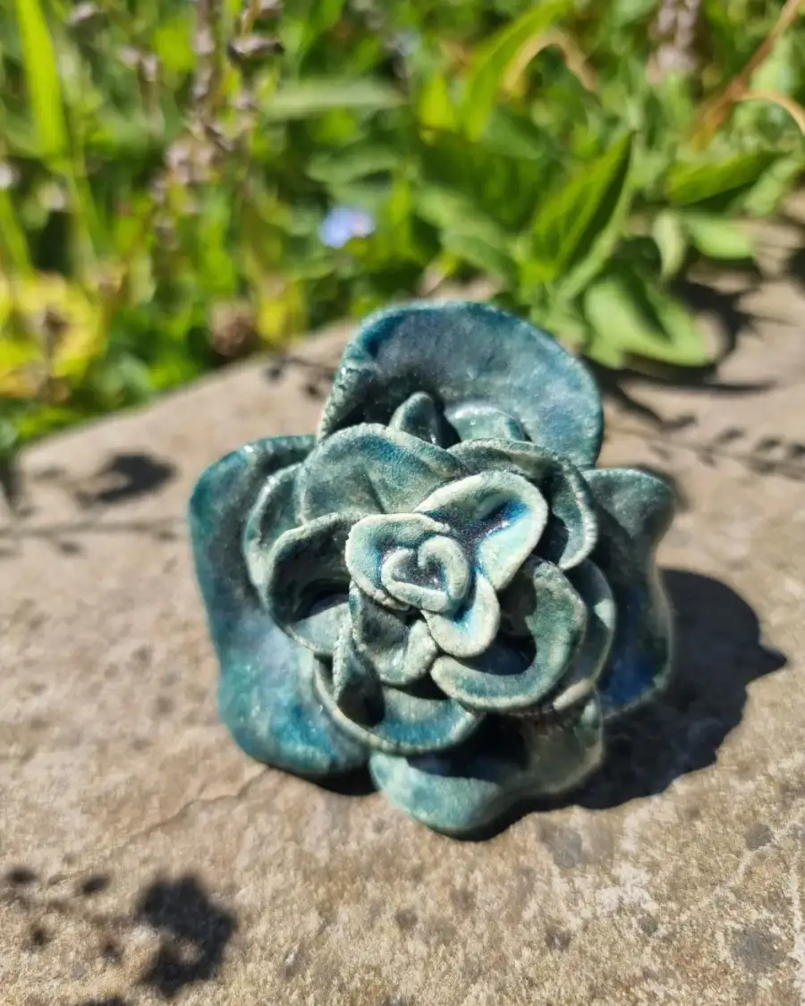 Ceramic flower