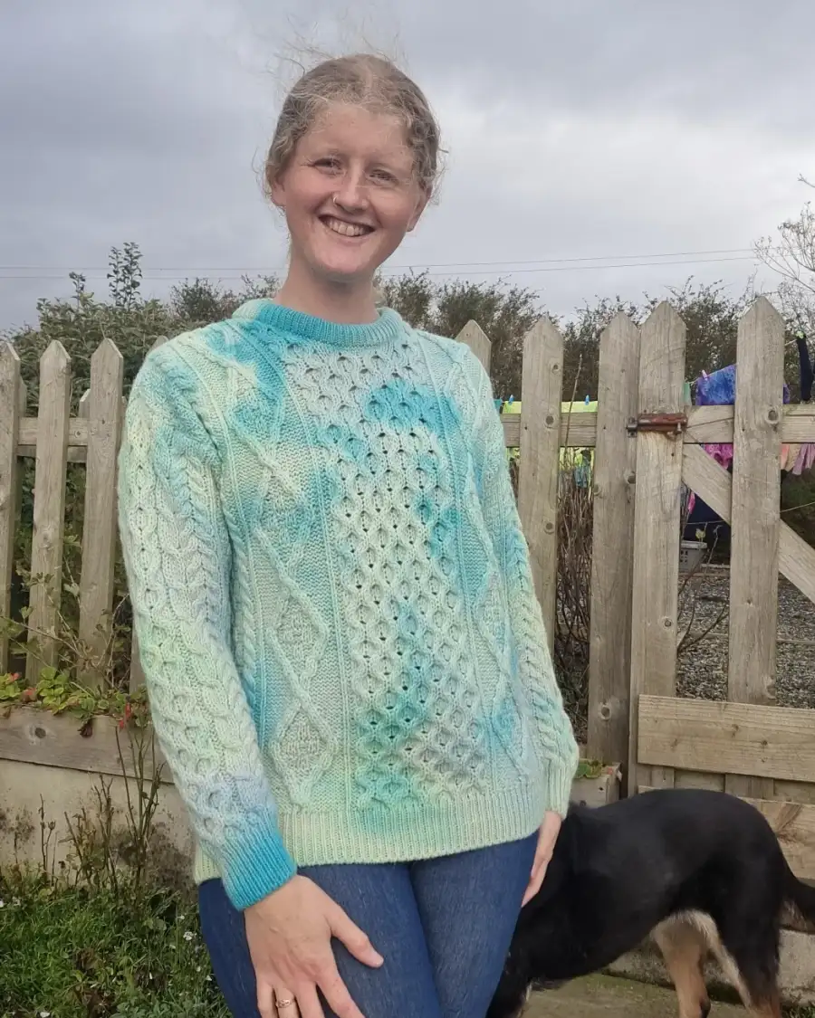Hand dyed merino wool jumper M