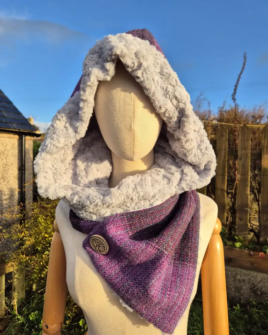 Three Sisters Tweed Hooded scarf