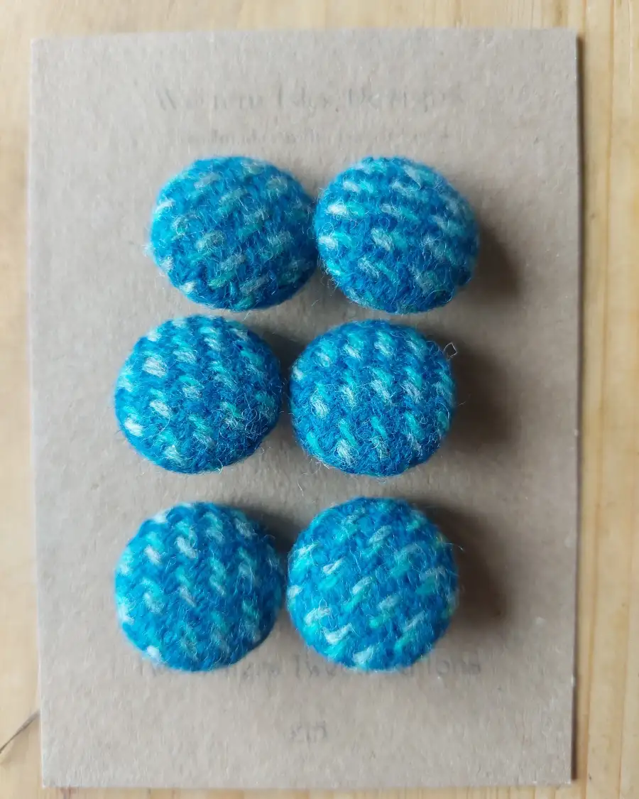 Two Sisters Tweed buttons - 5 3