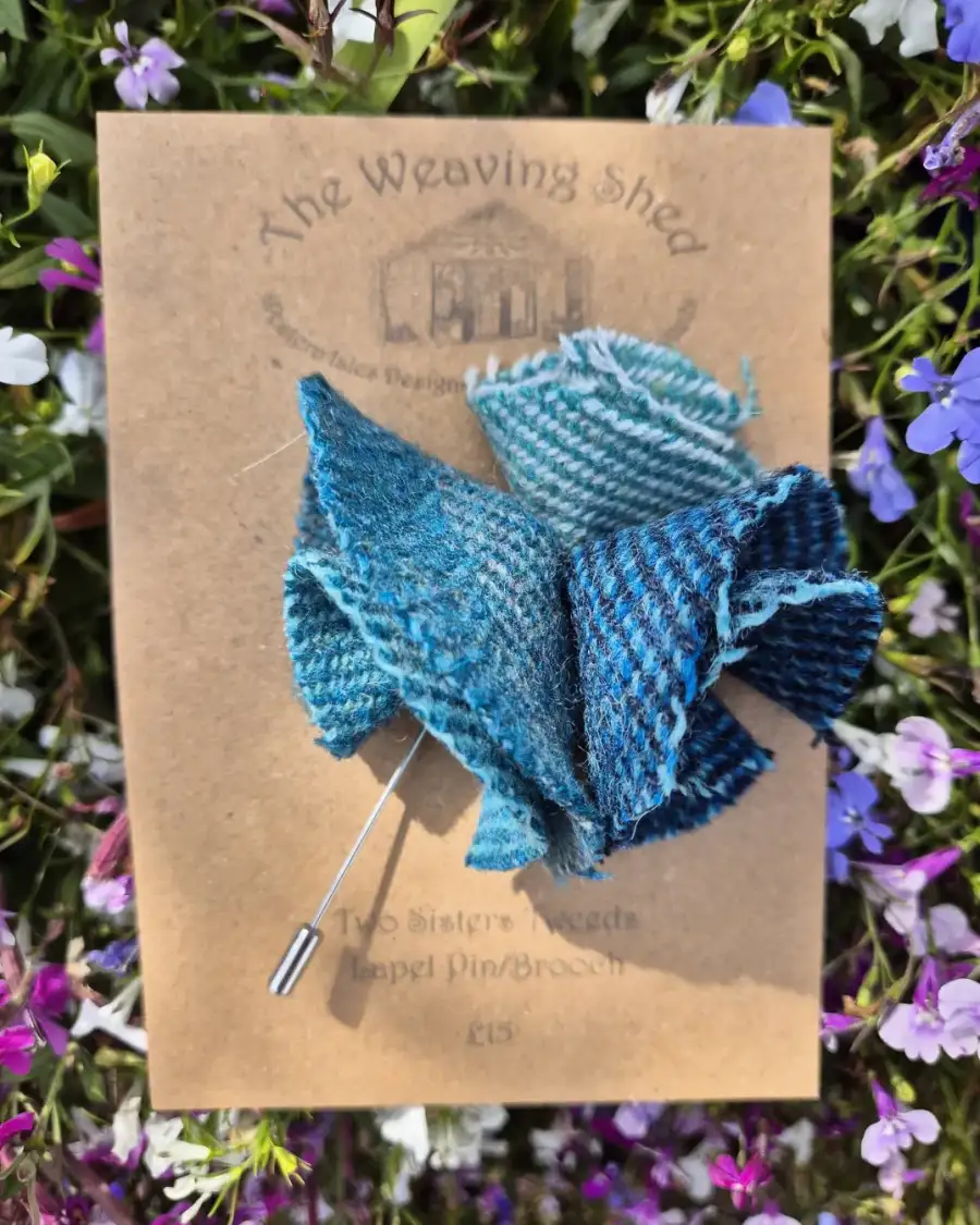 Tweed lapel pin brooch