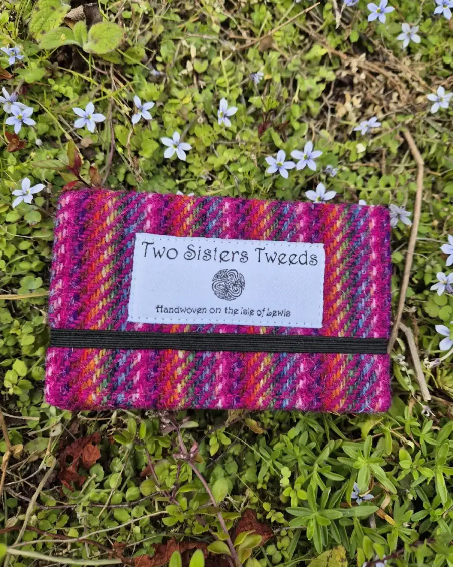 Two Sisters Tweed Card Holder