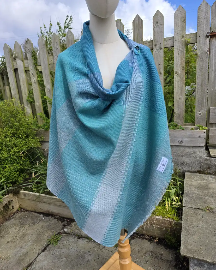Two Sisters Tweed Shawl Lambswool - 1 3