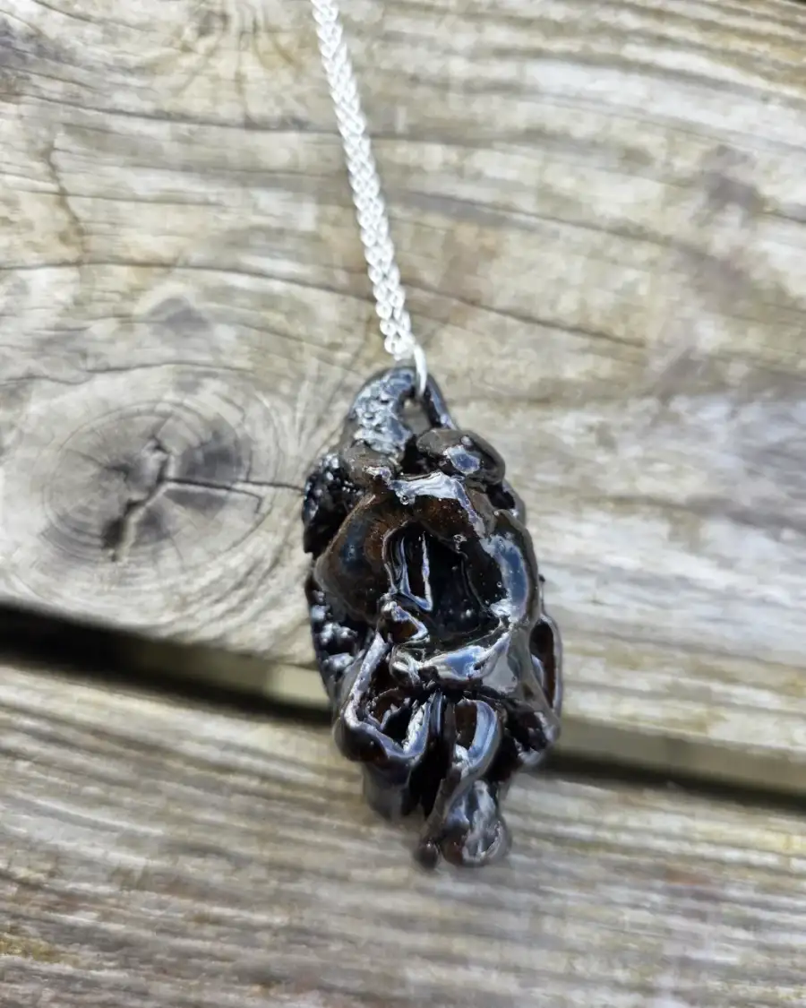 Ceramic Necklace seaweed tangle