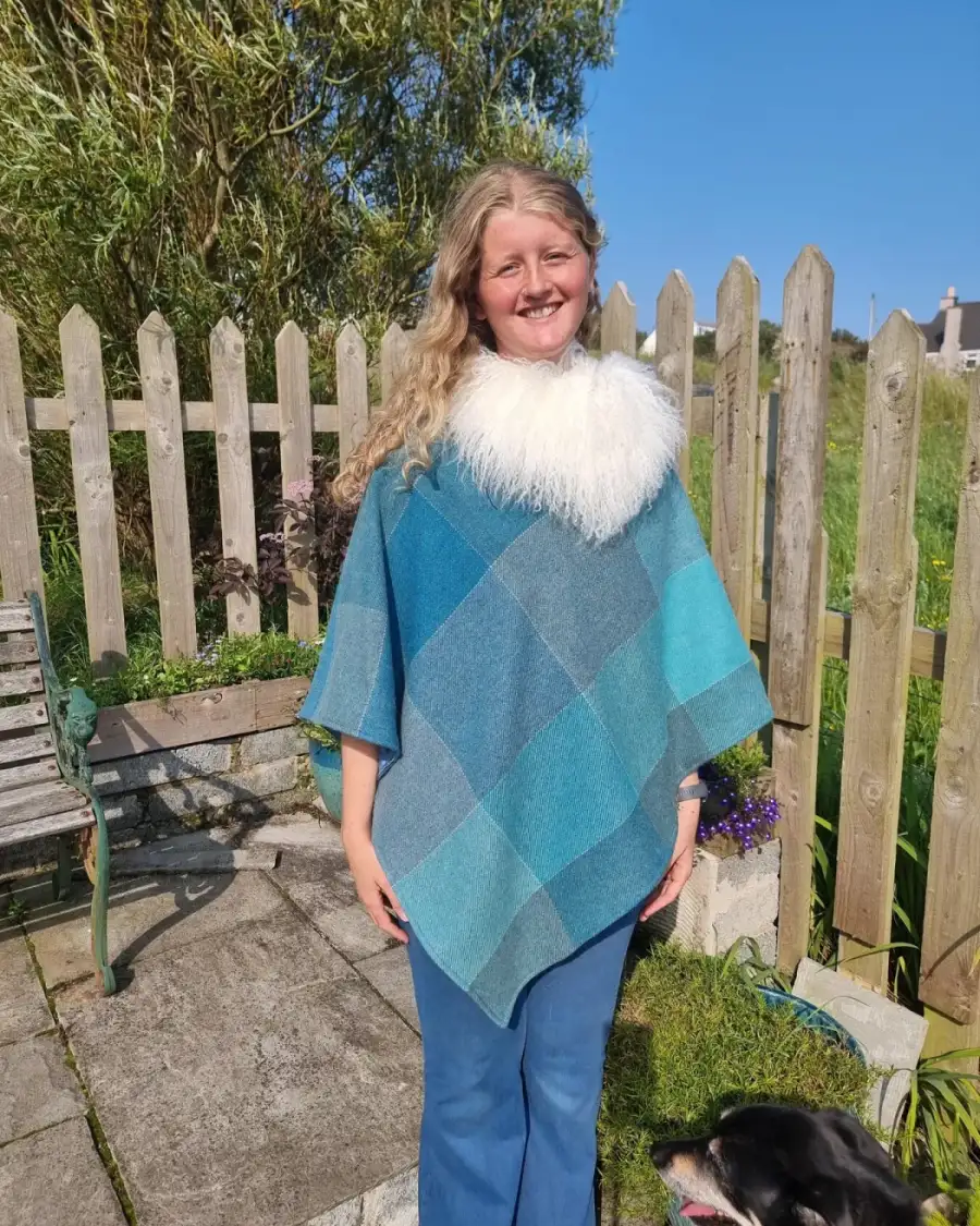 Two Sisters Tweeds Poncho Cloak