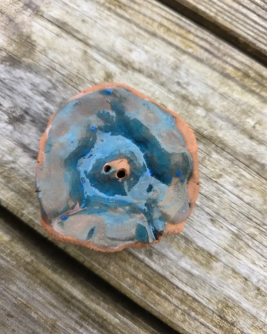 Ceramic button rockpool