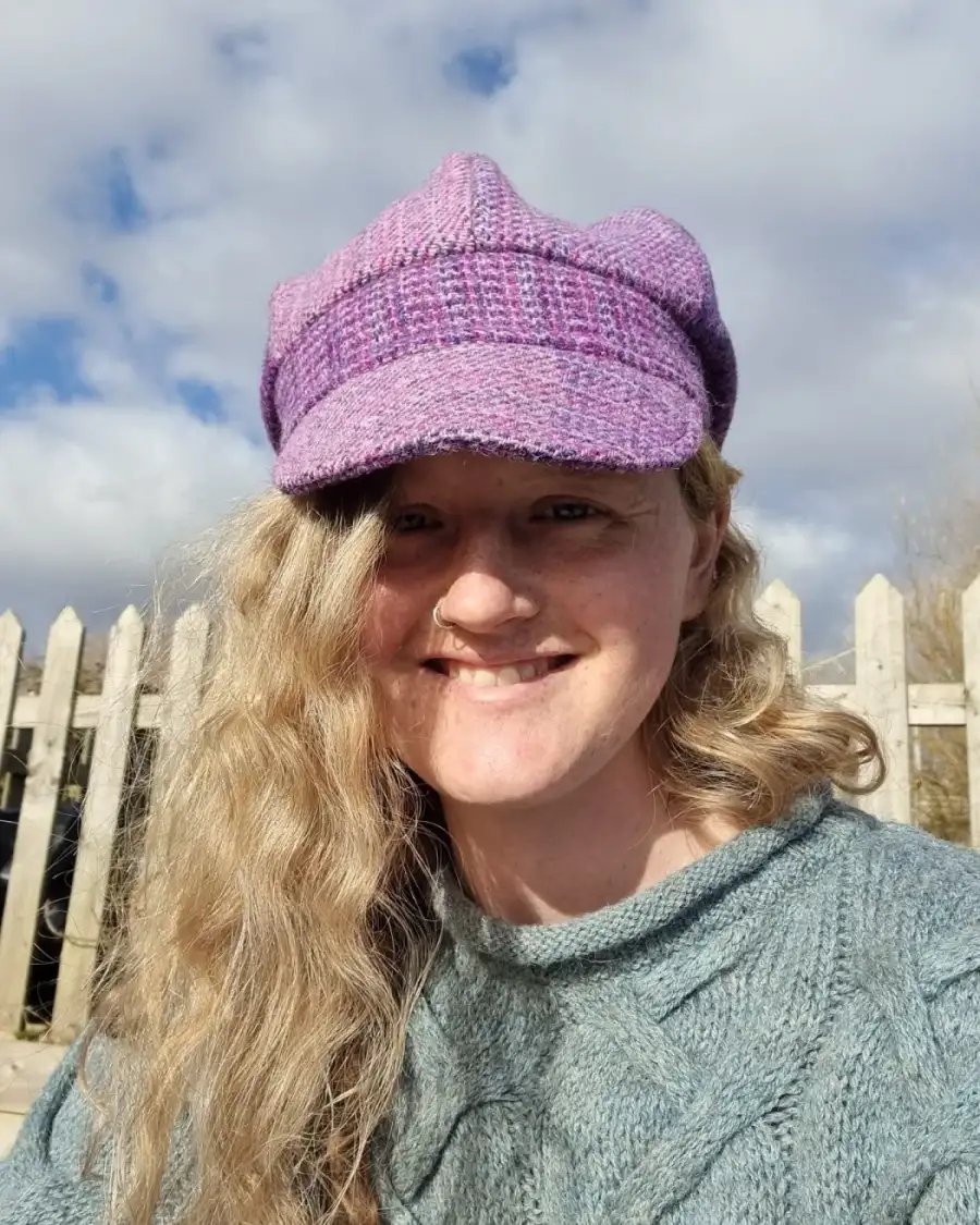 Two Sisters Tweed cap hat 56cm