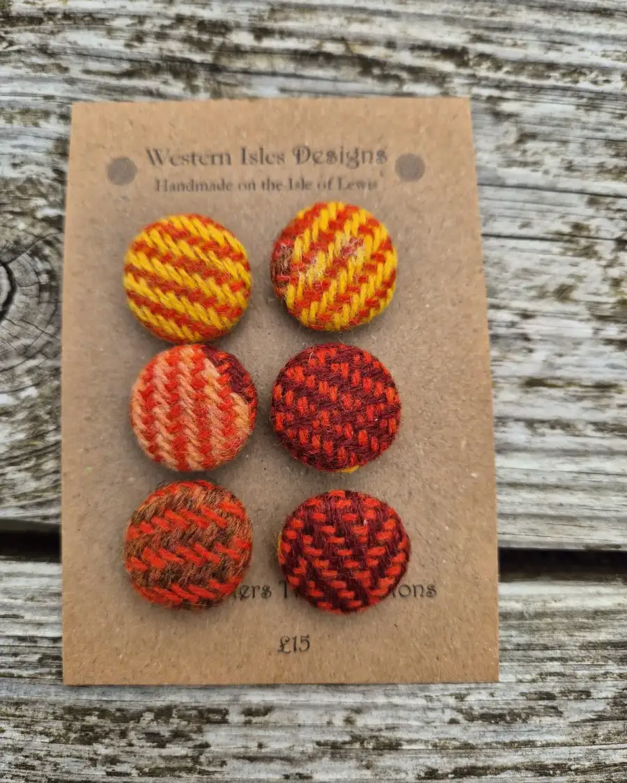Three Sisters Tweed Buttons