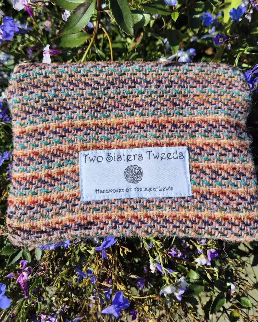 Two Sisters Tweed Zip Purse