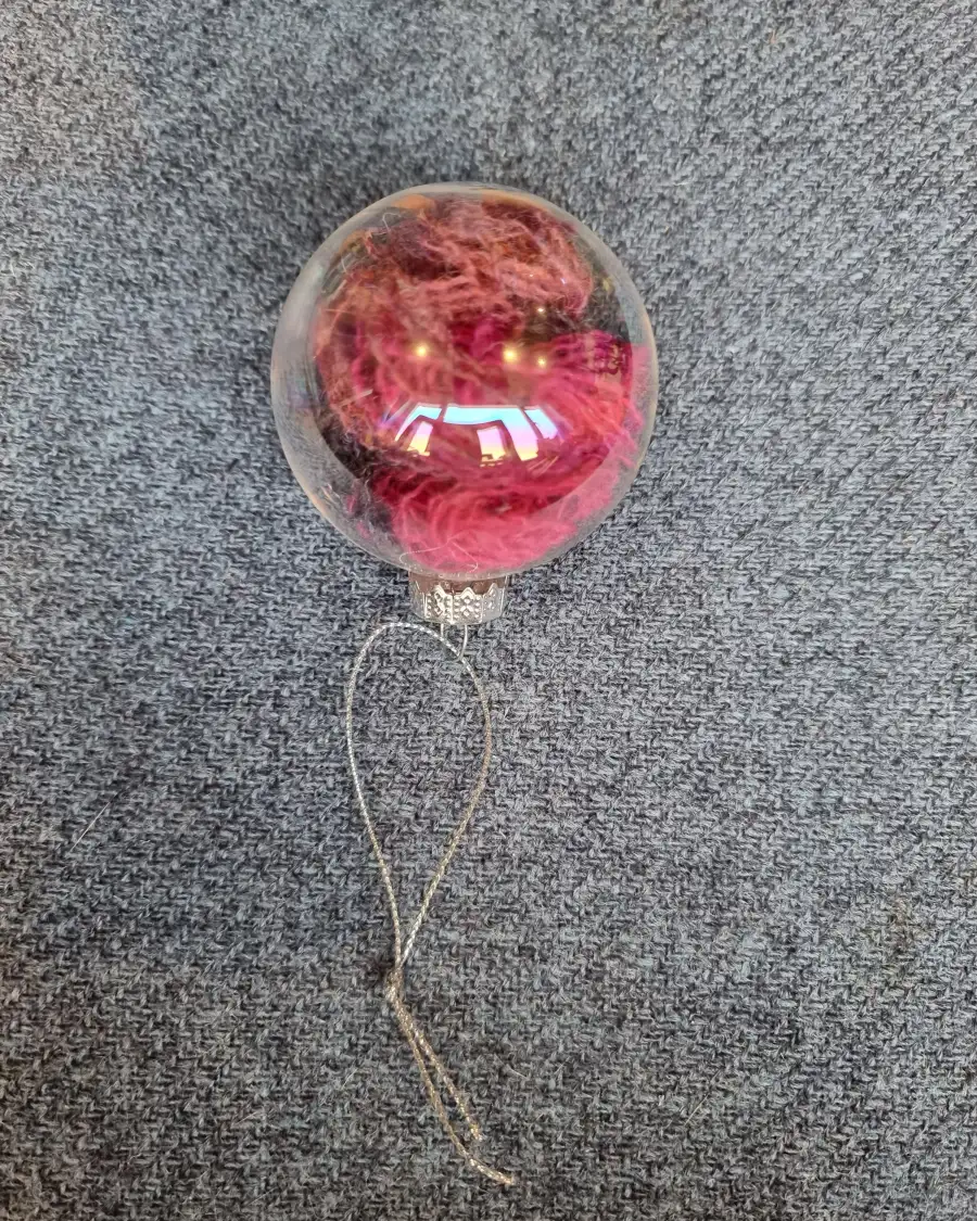 Yarn ends bauble