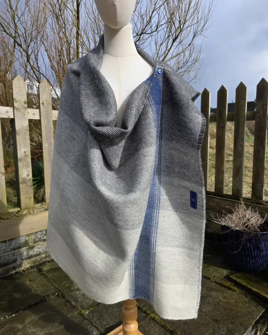 Two Sisters Tweed Shawl gotland