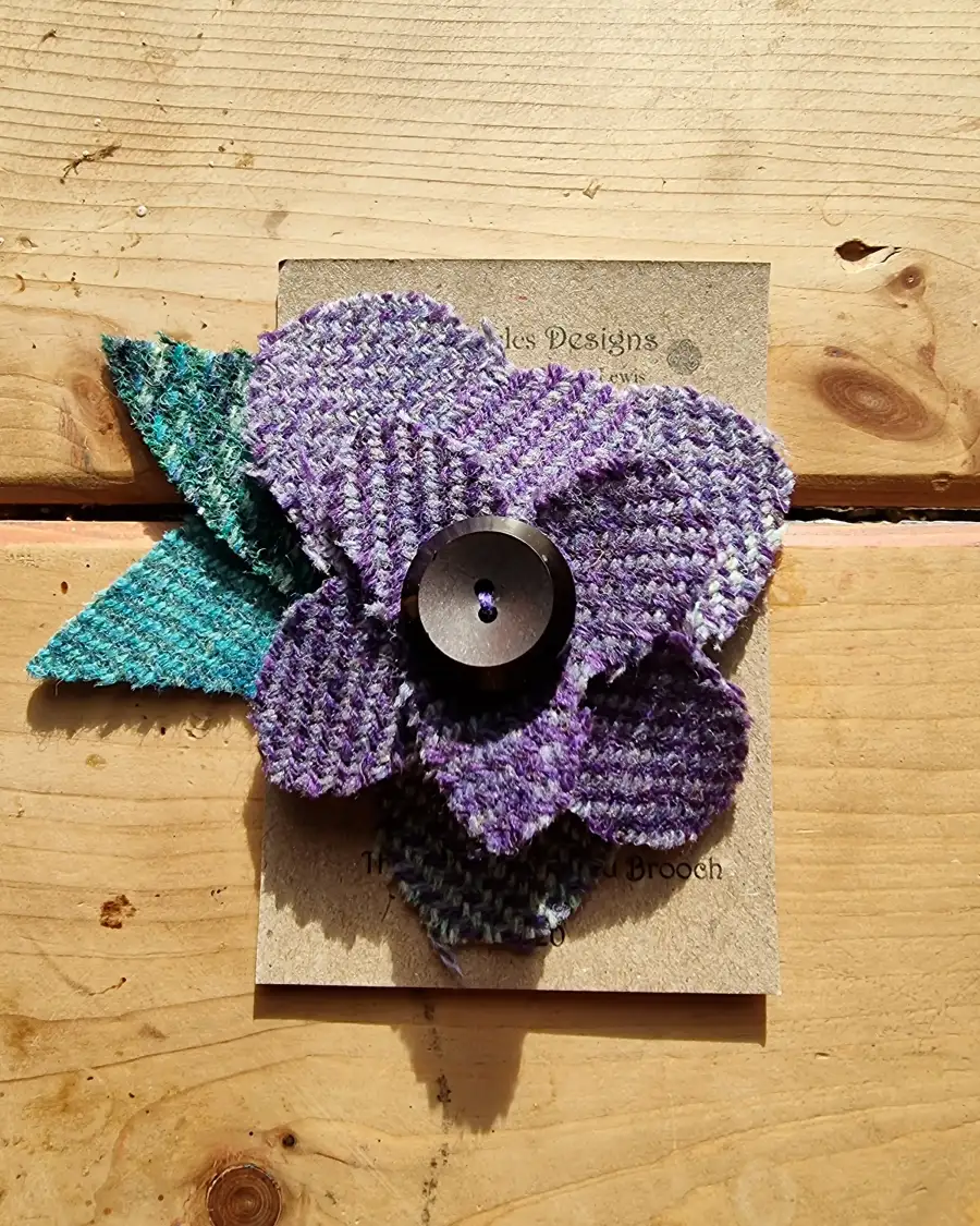 Tweed flower brooch