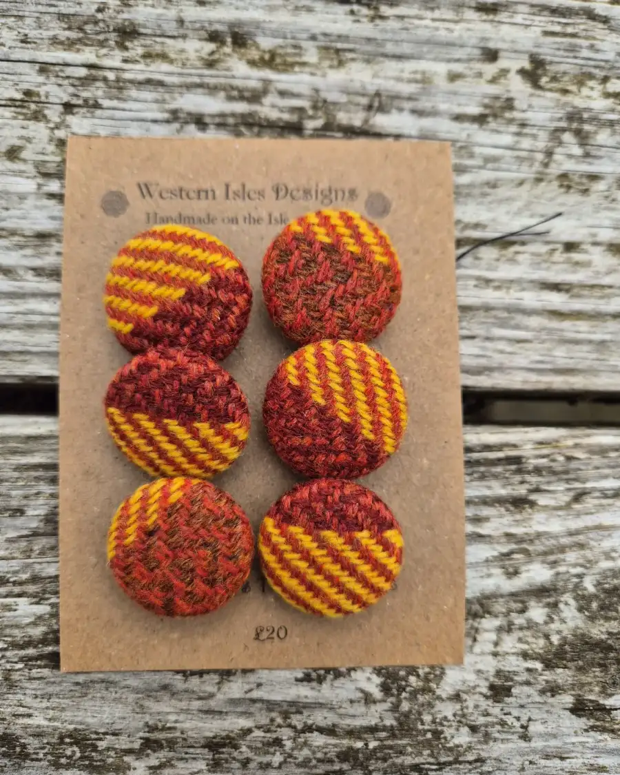 Three Sisters Tweed Buttons - 1 3