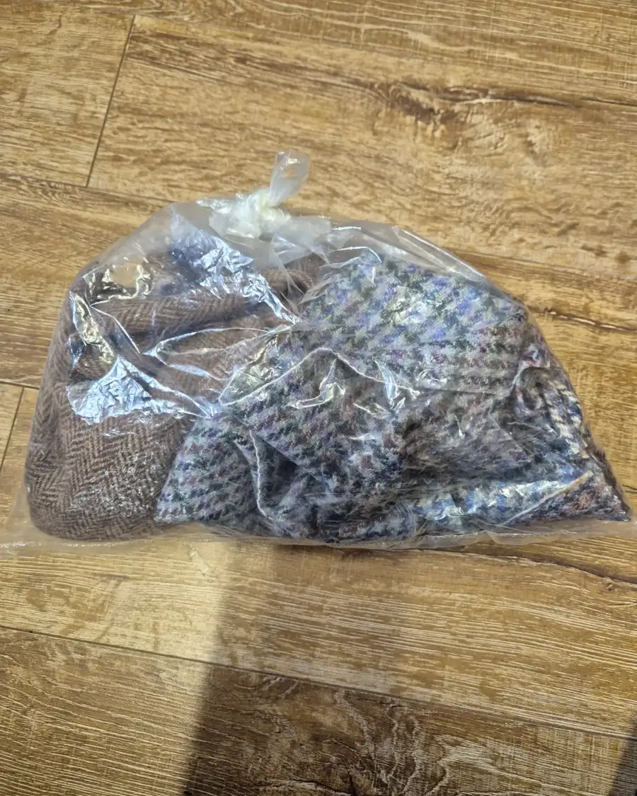 Harris Tweed scraps - 6