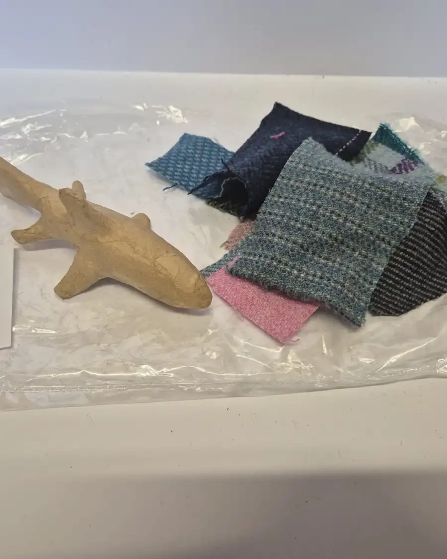 Mini mini shark craft pack