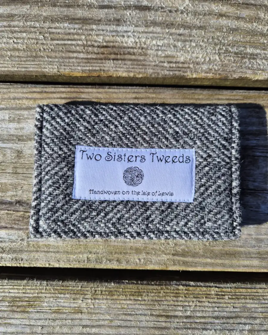 Two Sisters Tweed Card Holder