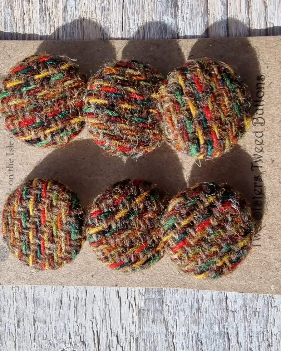 Three Sisters Tweed Buttons - 3 5