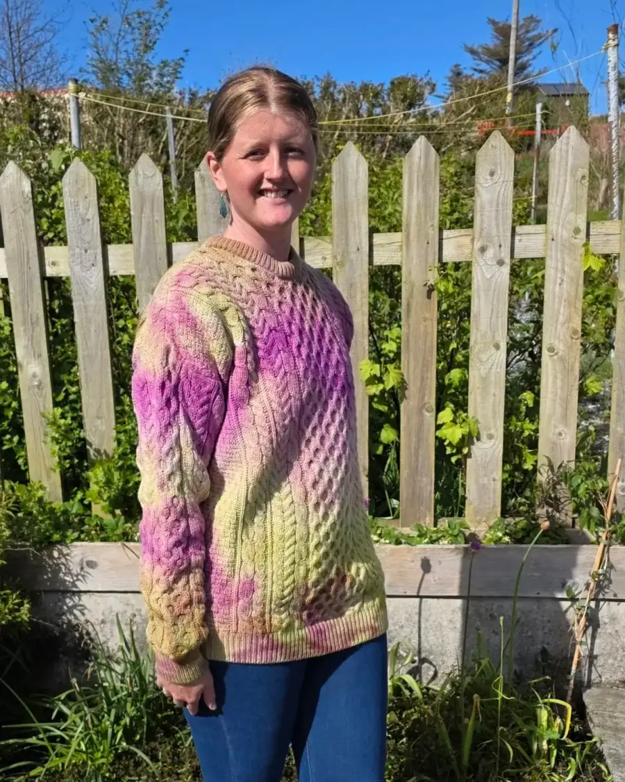 Hand dyed heritage wool jumper L