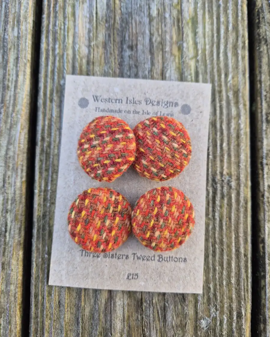 Three Sisters Tweed Buttons - 3 8
