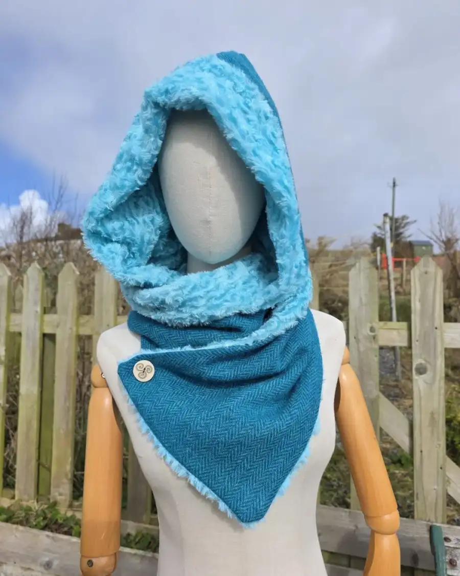 Harris Tweed Hooded scarf