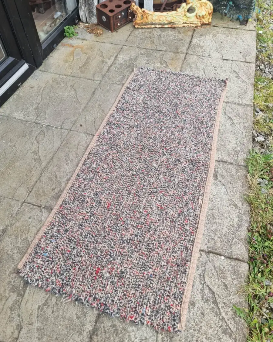 Handwoven pure wool rug