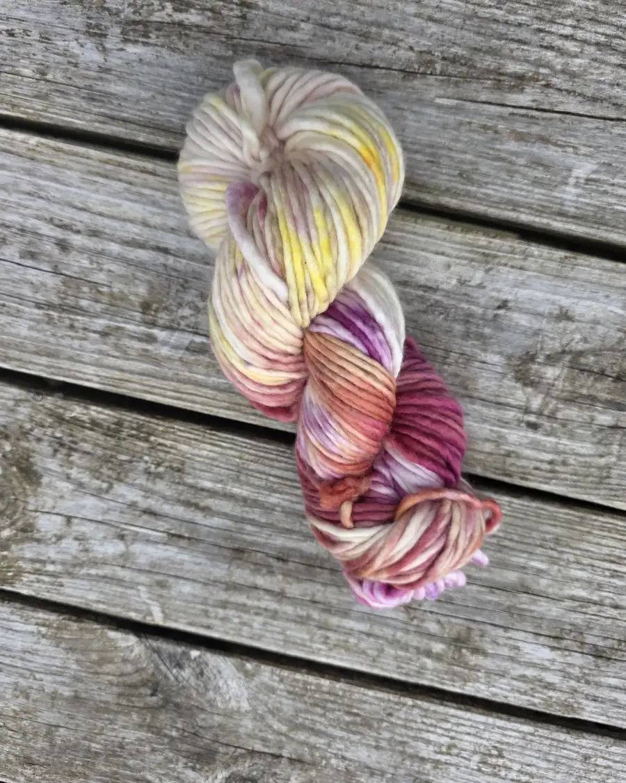 Hand-Dyed Yarn: 100% Merino, chunky - 5 2